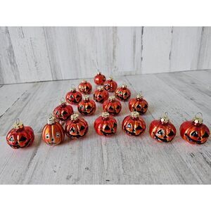 Glass pumpkin jack-o'-lantern mini ornament set Halloween